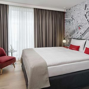 Kamer met een Queen Size Bed